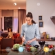 PHILIPS HUE-WA svít.stol.LED Wellness 1x8.5W E27 806lm/WH IP20 ;černá +switch