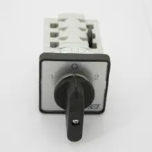 SEZ vačkový spínač reverzační S25JD 9151 1-0-2 vestavný