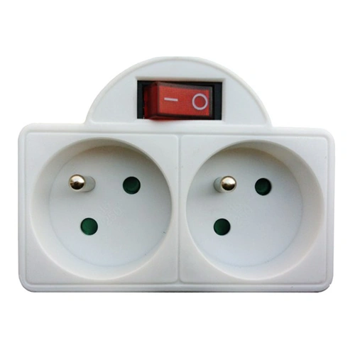SOLIGHT adaptér rozbočovací 2 x 10A bílá vypínač