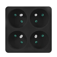 SOLIGHT adaptér rozbočovací 4 x 10A černá