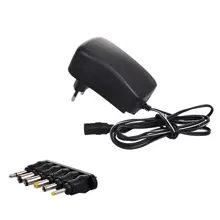 SOLIGHT univerzální síťový zdroj 2500mA stabilizovaný výměnné konektory